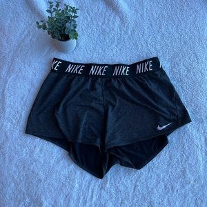 Women’s Nike Cloth Shorts